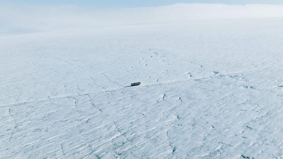 Nel ghiacciaio: combinazione motoslitta + tunnel di ghiaccio del Langjökull