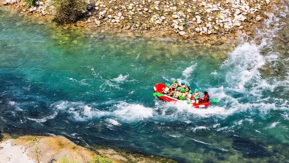 Tur Kombo Canyoning & Arung Jeram 2-in-1 dengan Makan Siang