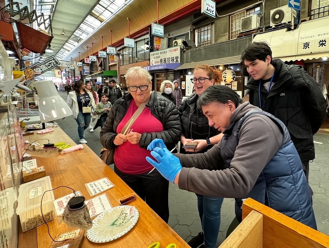 Osaka Like a Local: 6 Hours of Walking, Eating & Exploring!