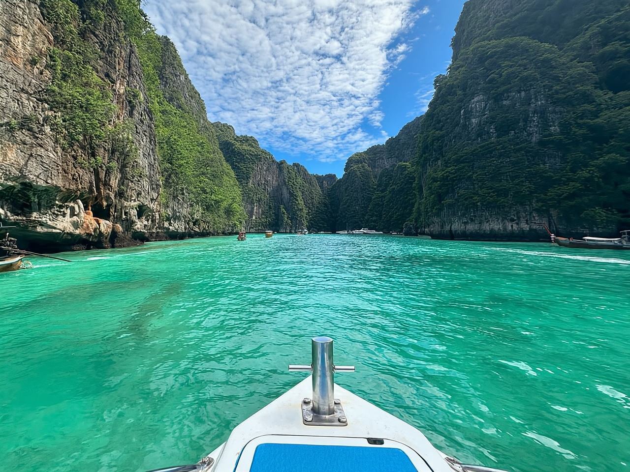 Koh Phi Phi: Early Morning Maya Bay, Bamboo Speedboat Tour