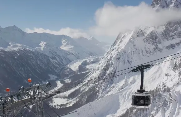 包車探秘馬特宏峯、費尼斯城堡、奧斯塔古城、庫馬約爾