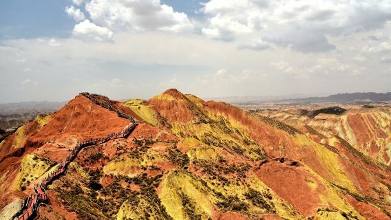 蘭州全景一日8人內小團【水墨丹霞+天斧沙宮+河口古鎮+省博】