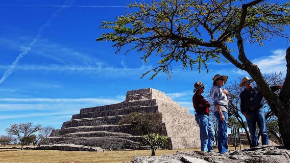 Jelajah Cañada de La Virgen Pyramid yang mengasyikkan