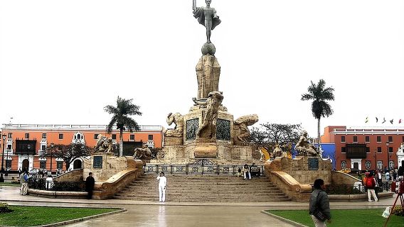 Tour de Día Completo Huacas, Chan Chan y Huanchaco - Trujillo