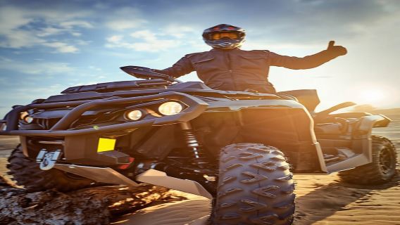 Deserto di Agafay: giro in quad e cammello e cena magica con spettacolo