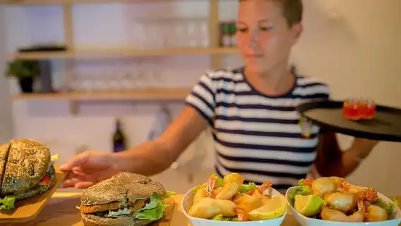 Dubrovnik Food and Drink Walking Tour with a Local Guide