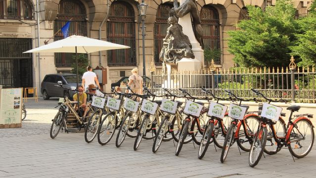 Bucharest Half a Day Bike Tour