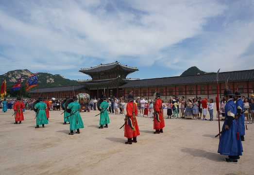 Customized Private Seoul Tour Palace Hidden Gems Airport Option Guide