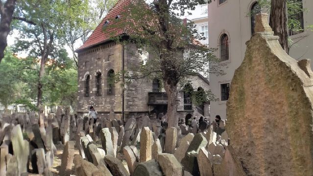 Entrada al Barrio Judío de Praga y audioguía opcional