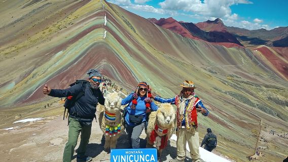 Caminata a la Montaña Arcoíris de 1 día