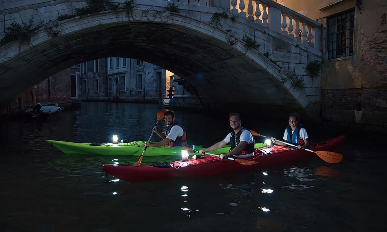 Venice: Guided Canal Kayak Tour at Day, Night, or Sunset