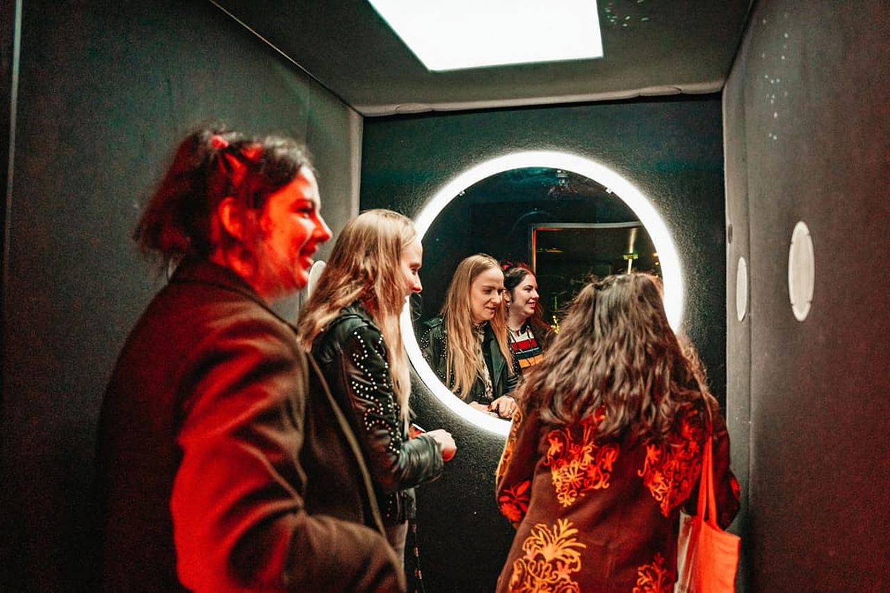 Amsterdam: Bols Cocktail Experience and Cocktail Workshop