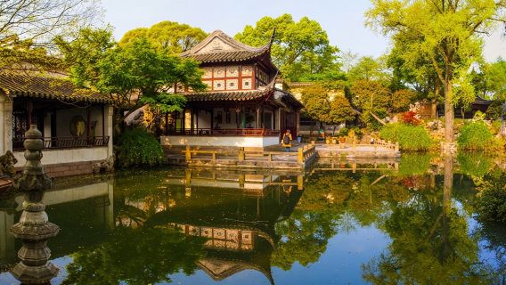 世界遺産名園＆運河の街、水の都蘇州 1 日ツアー 上海発・日本語ガイド付き・昼食込み 美しき水辺の景観を満喫しよう