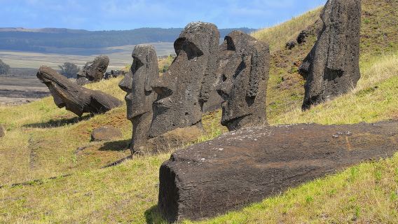 Excursión privada de día completo a los lugares más destacados del sur y el este de la Isla de Pascua