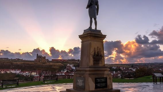 Essential Whitby: Temui legenda bandar dalam lawatan audio berpandu sendiri