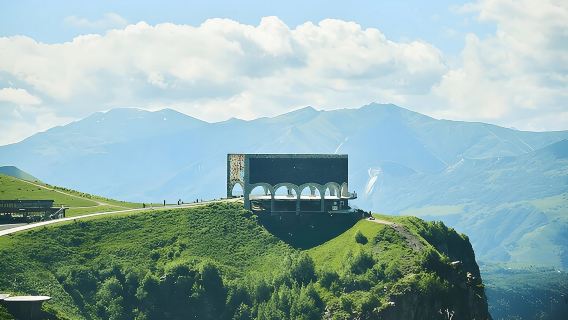 KazbegiTours
