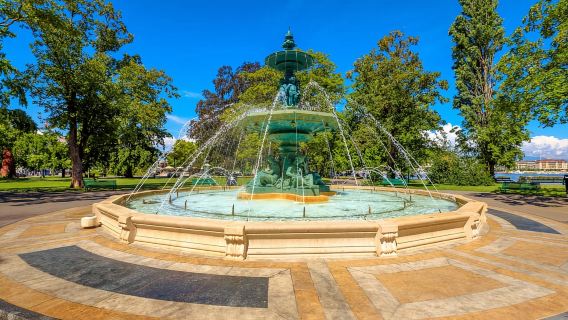 Tour privato a piedi dei punti salienti della città vecchia di Ginevra