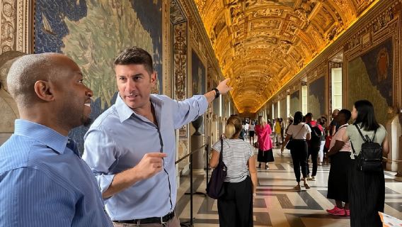 Tour por los Museos de la Ciudad del Vaticano, la Capilla Sixtina y la Basílica con entrada sin colas