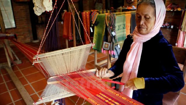 하노이 출발: 반푹 실크 마을 & 등럼마을 프라이빗 투어