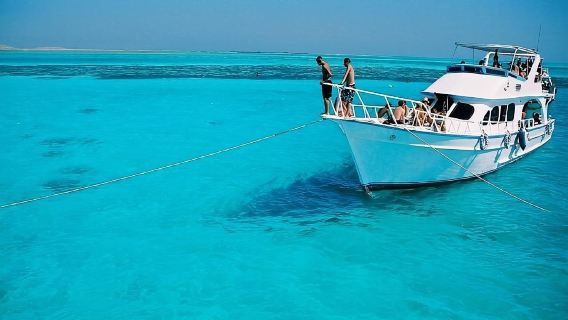 Viaggio economico – Hurghada: escursione di snorkeling all'isola di Giftun con pranzo
