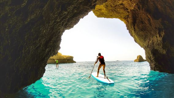 Stand-up paddle caves tour in Albufeira