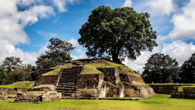 Tour por las Ruinas de Iximché y la Ciudad de Antigua desde Ciudad de Guatemala