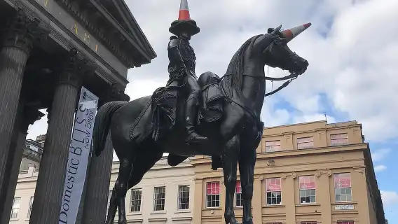 Walking Tour of Glasgow