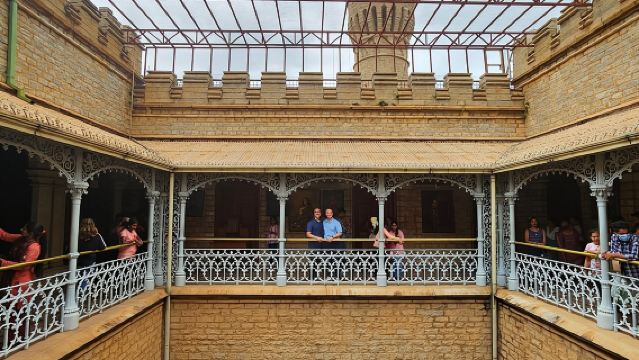 กิจกรรมแบงกาลอร์ - ทัวร์เมือง อาหารพื้นเมือง และตลาด (อาหาร/วัฒนธรรม/ประวัติศาสตร์)