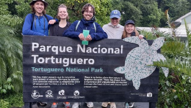 토르투게로 국립공원(Tortuguero National Park) 탐험 카누 체험