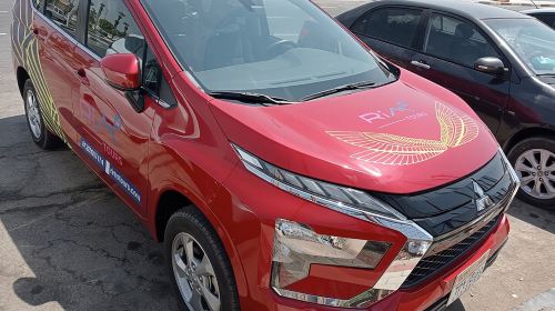 Private Departure Transportation from Dubai City to Dubai Airport Transfer Services 7