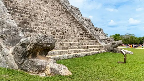 Small Group Tour to Chichen Itza, Cenote and Ekbalam from Cancun