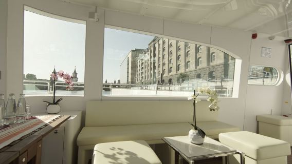 Берлин: круиз на закате на катамаране на солнечных батареях и аудиогид