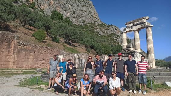 Delphi: Full-Day VR Audio Guided Tour from Athens