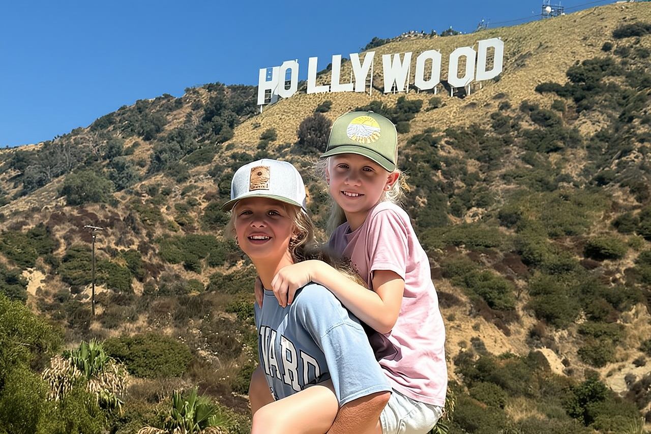 Los Angeles Original 90-Minute Walking Tour to The Hollywood Sign