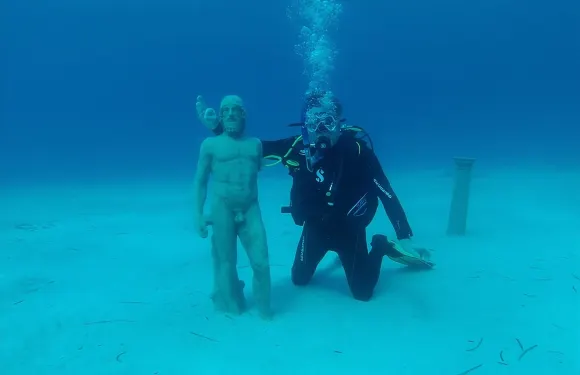 塞浦路斯水肺潛水體驗：普羅塔拉斯和阿依納帕以及海龜