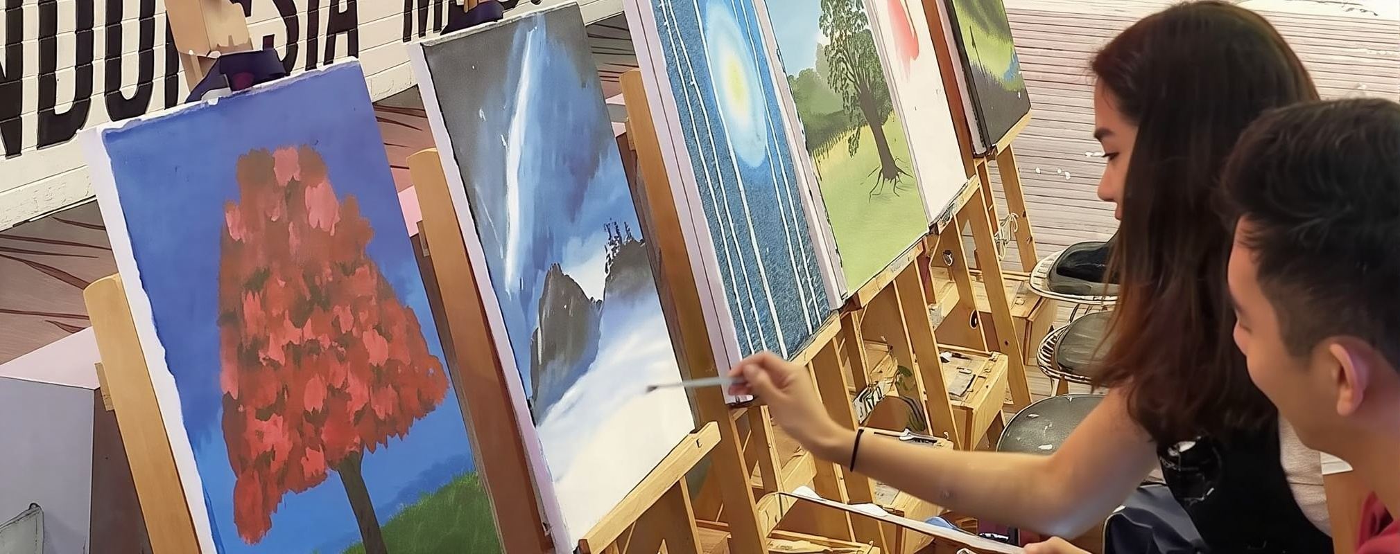 Cafe de Paris presso 313@Somerset Corso di improvvisazione artistica [include bevanda o esperienza di tè pomeridiano]