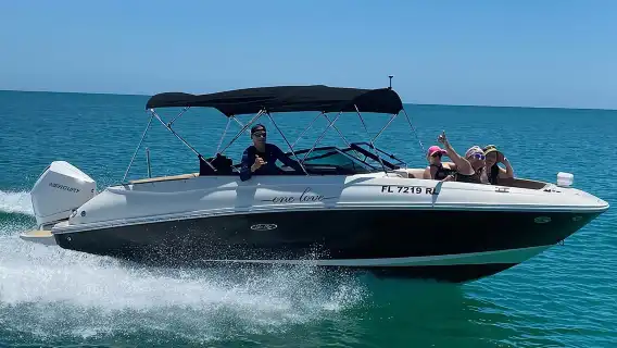 Private Luxury Boat Charter