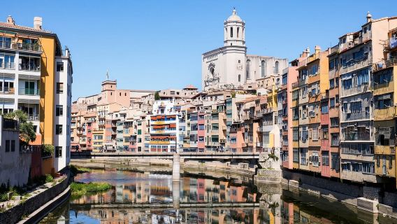 Desde Barcelona: visita guiada a Girona y Museo Dalí en Figueres