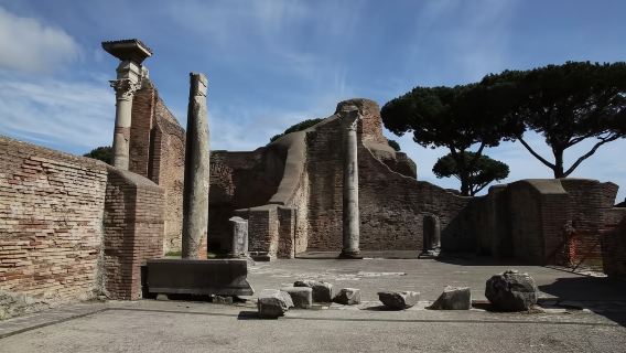 Private charter to explore the time capsule of the Roman Empire: Fiumicino