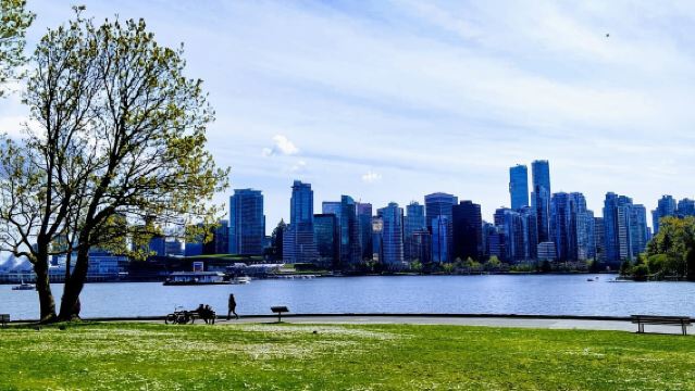 加拿大溫哥華+飛越加拿大+加拿大廣場市區一日遊