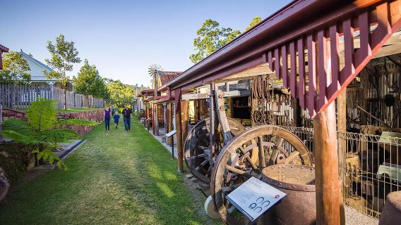 Pase familiar para el pueblo histórico de Herberton (2A+2C)