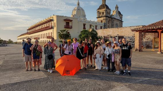 Tour compartido por el centro histórico y Getsemaní en Cartagena