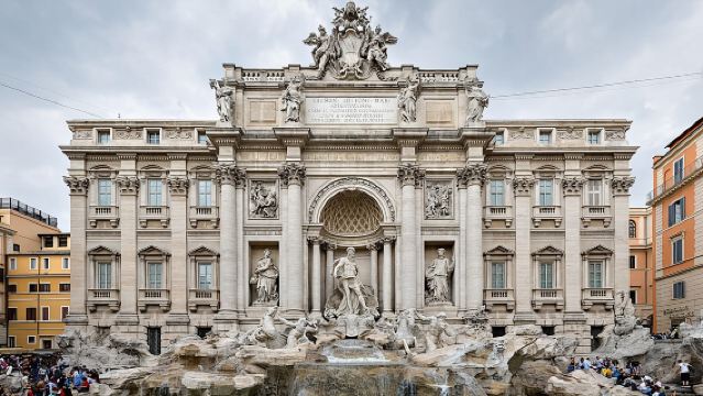 Rome: Trevi Fountain District and Underground Domus Guided Tour