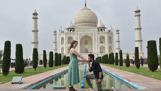 Taj Mahal Skip-the-Line Guided Tour with Optional Add-ons