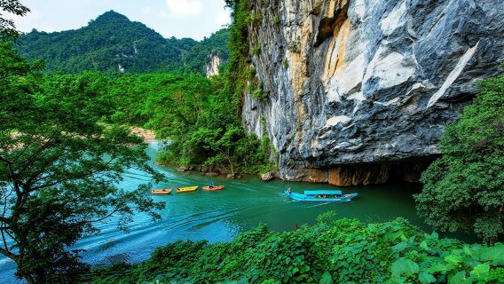 Phong Nha/Dong Hoi: Phong Nha Cave & Paradise Cave Day Tour