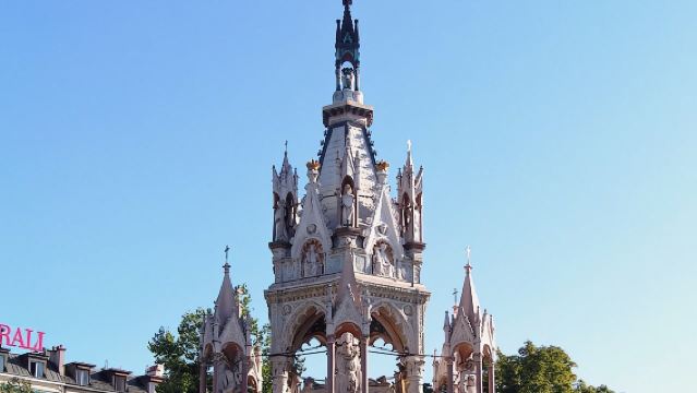 (STTG04) - Wisata Kapal Pesiar di Jenewa dengan Anggur dan Aperitif