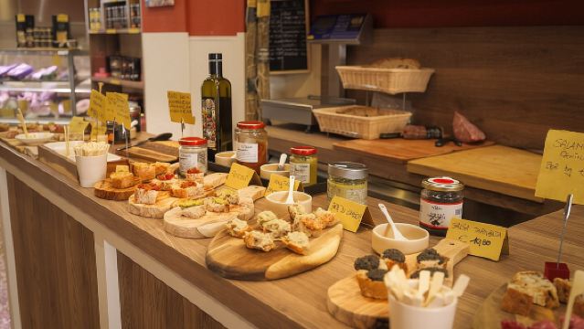 Pengalaman Makanan dan Wain di Bologna, Itali