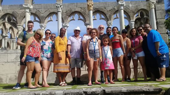 Nassau: Recorrido por lo más destacado de la isla con degustación de ron