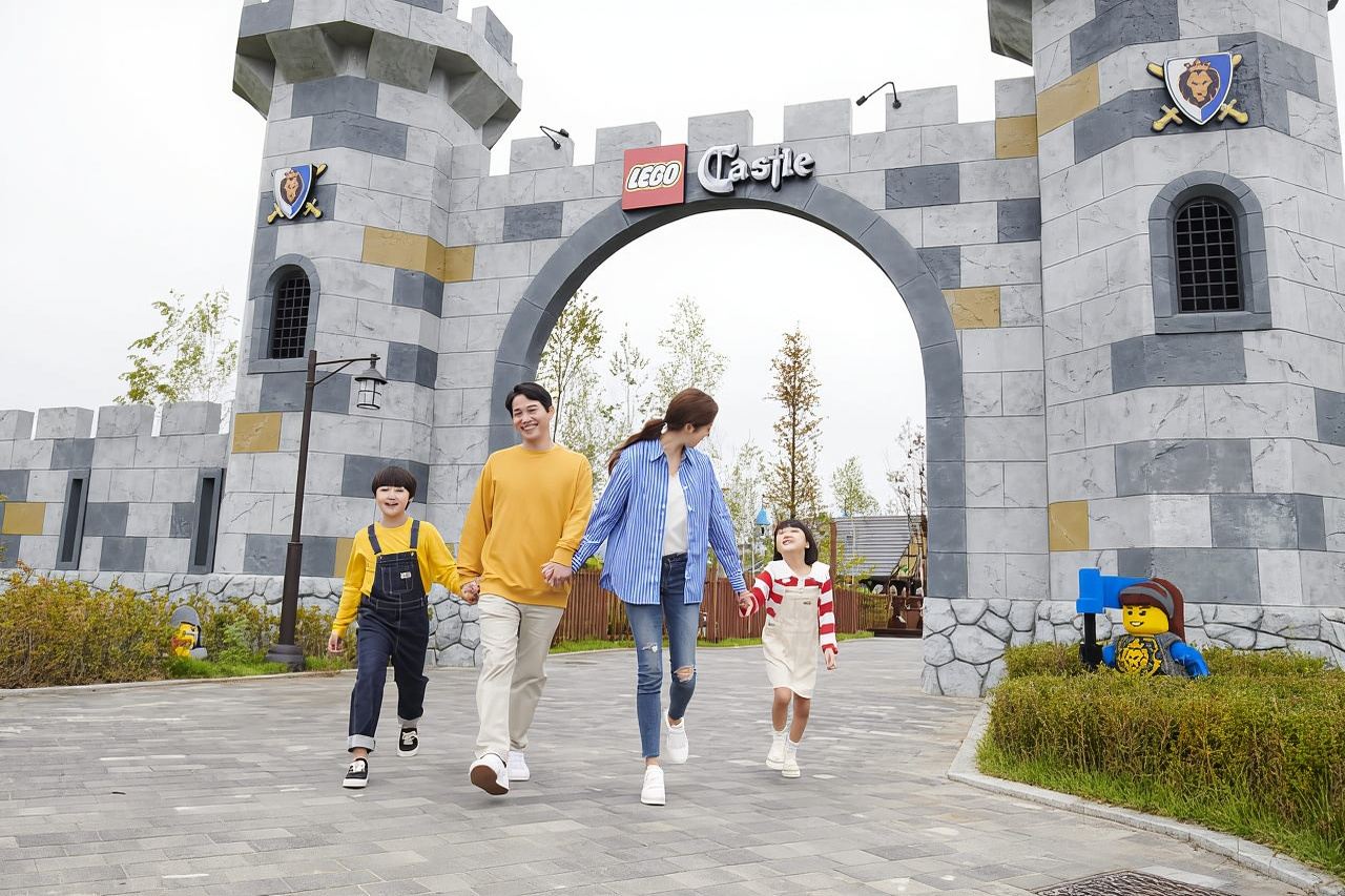 Seoul: LEGOLAND Admission with Transport (Optional Railbike)