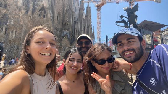 Sagrada Familia & Gaudi Guided Tour Private or Small Groups